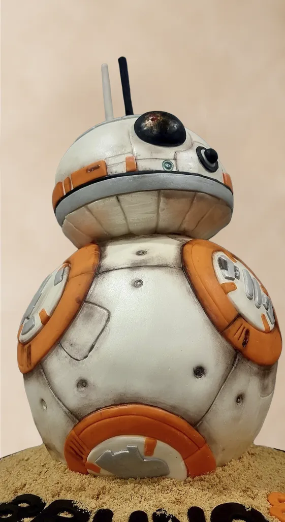 Tarta Star Wars, decorada con fondant